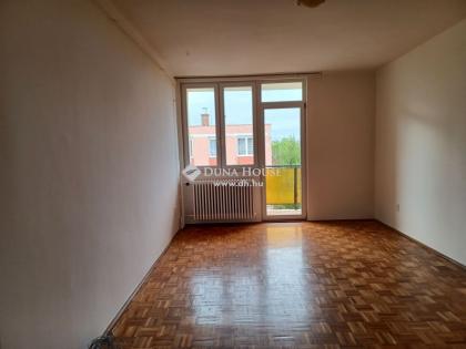 Eladó 4. emeleti lakás, Győr - Nádorváros